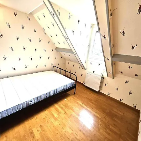 Maison 200 M2 - Sous Sol - Piscine - 30 Activités